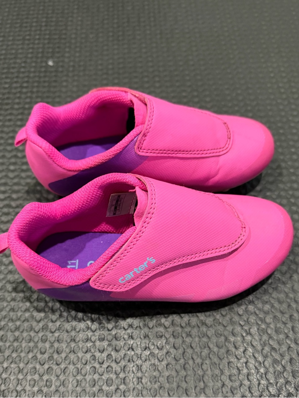 Carter’s kids cleats, size 11